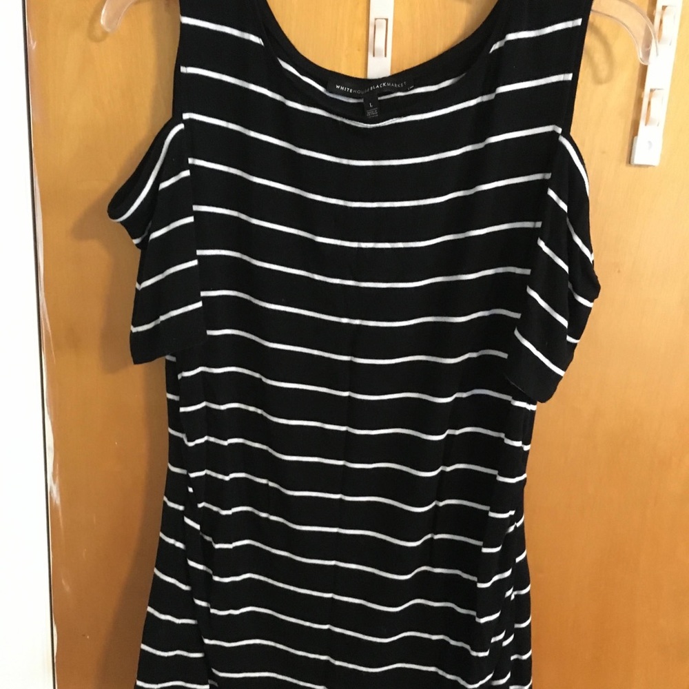 Cold shoulder top